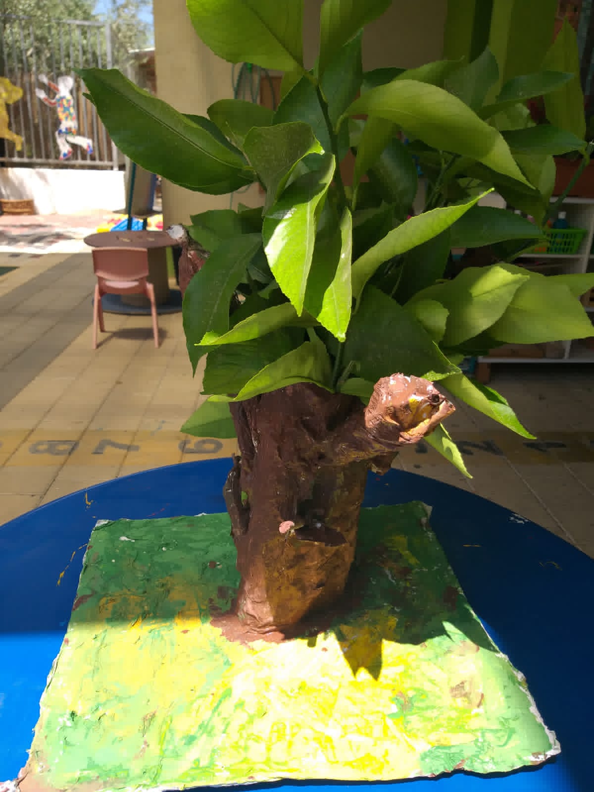 رحلة فنونيه by Fatmesaadi - Illustrated by فاطمه سعدي - Ourboox.com