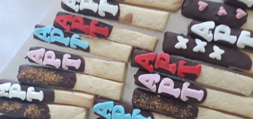 АРТ СЛАДКАРСТВО by daniela marcheva - Ourboox.com