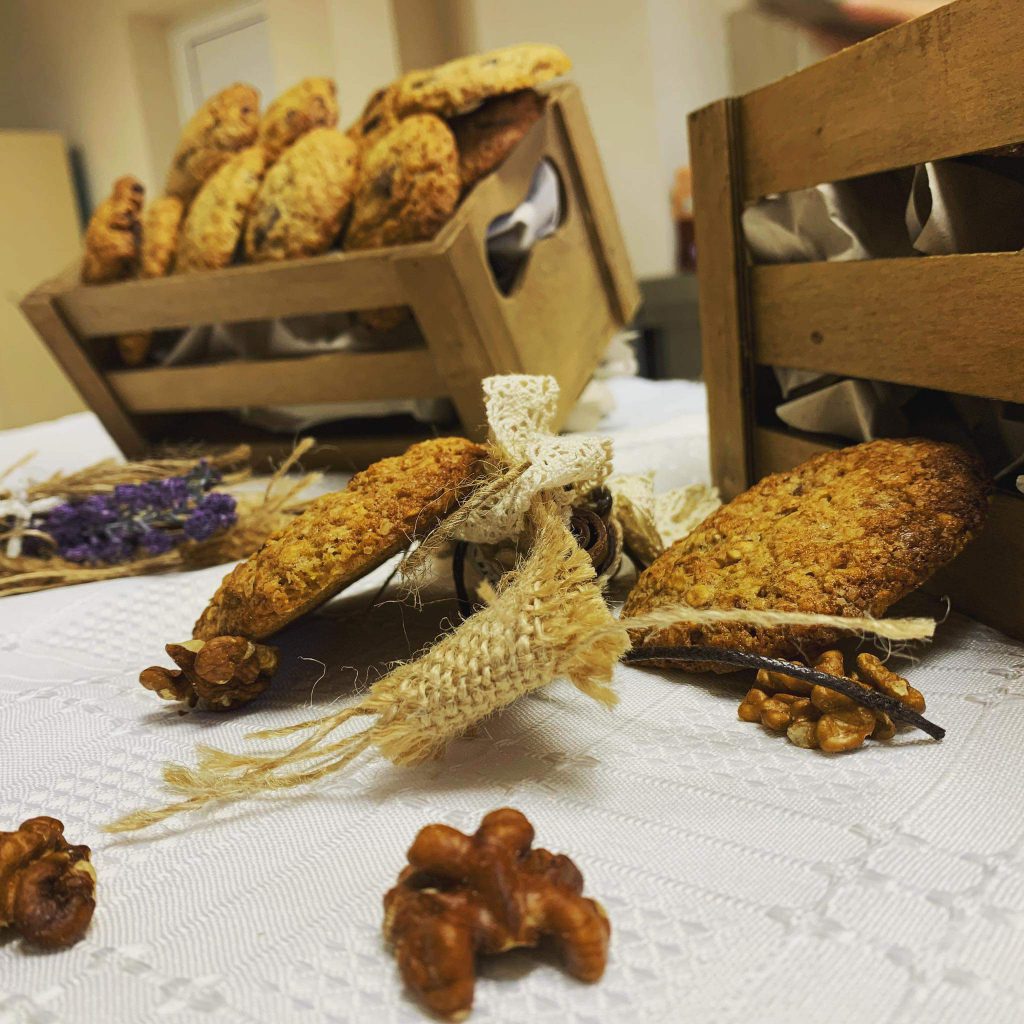 АРТ СЛАДКАРСТВО by daniela marcheva - Ourboox.com