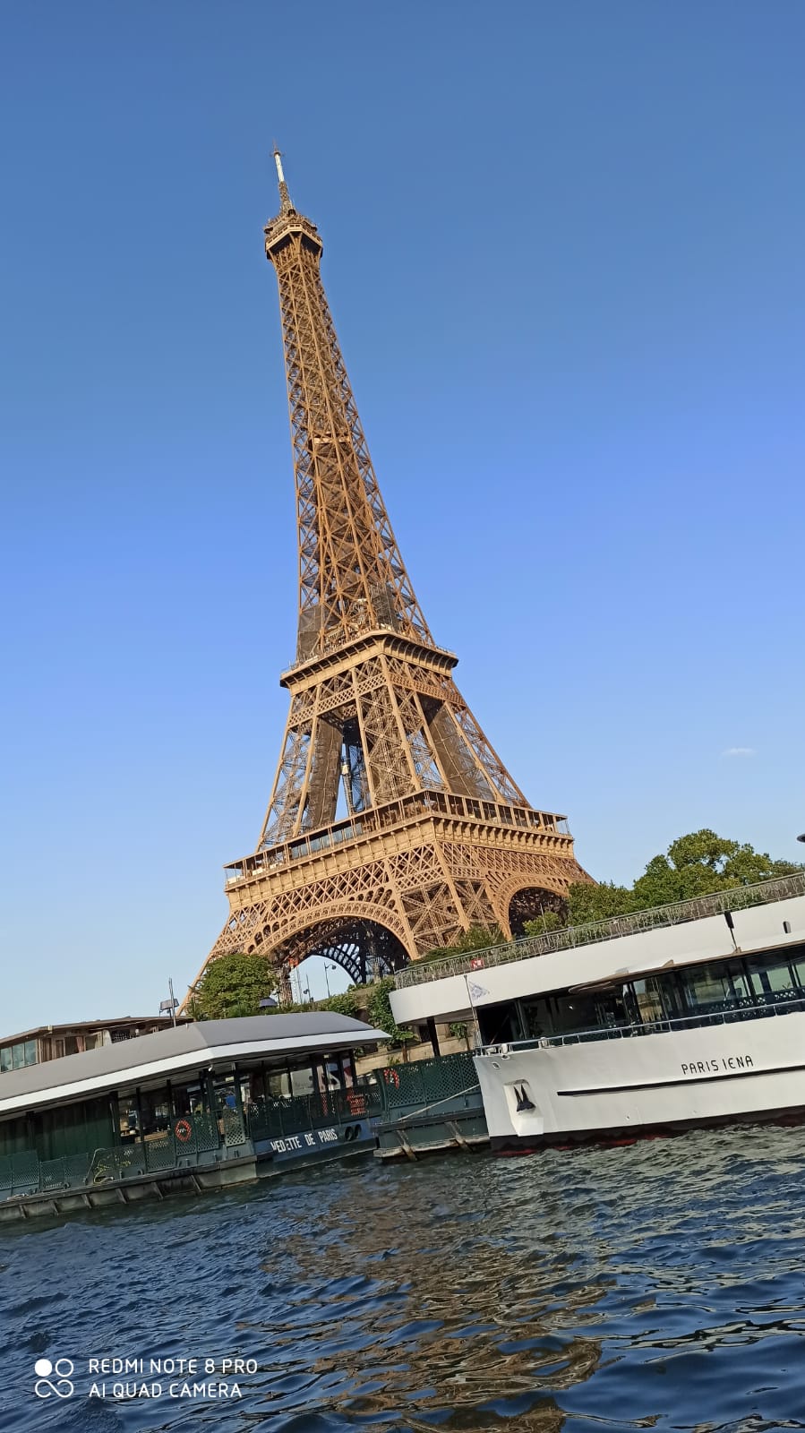 Traveling with my family by avigail - Ourboox.com