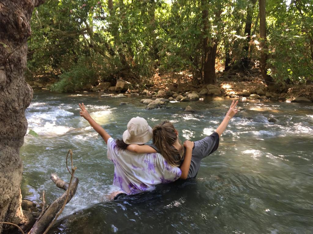 English work by meiel abuhasira - Ourboox.com