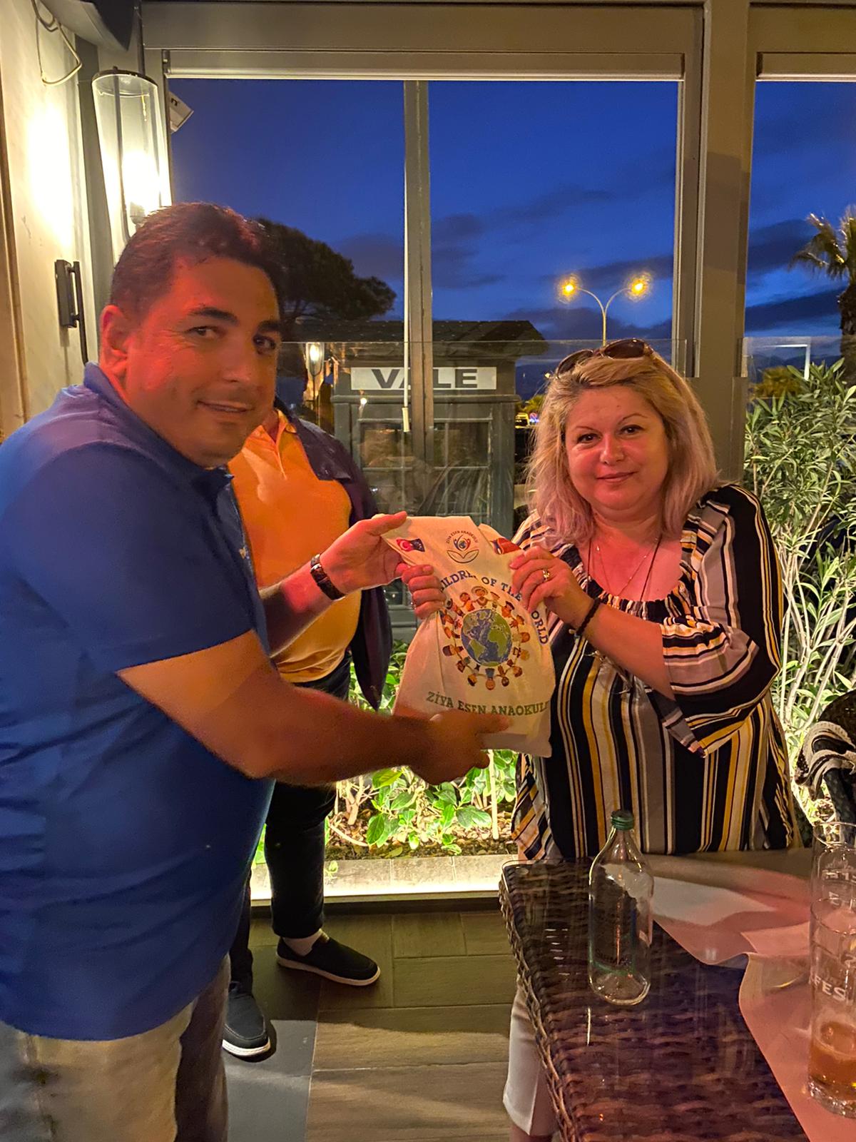 “We are children of the world” – Hand in Hand – Meeting in Turkey (2) by Tezcan Bayraktar - Ourboox.com