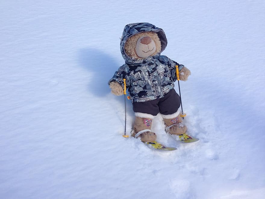 Баба Меца by Evgenia Radinova - Illustrated by  Радинова, Евгения - Ourboox.com