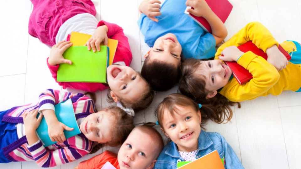 съществително име by Elena Qneva - Ourboox.com