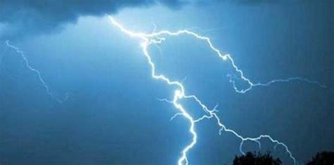 البرق by sami monzer - Ourboox.com