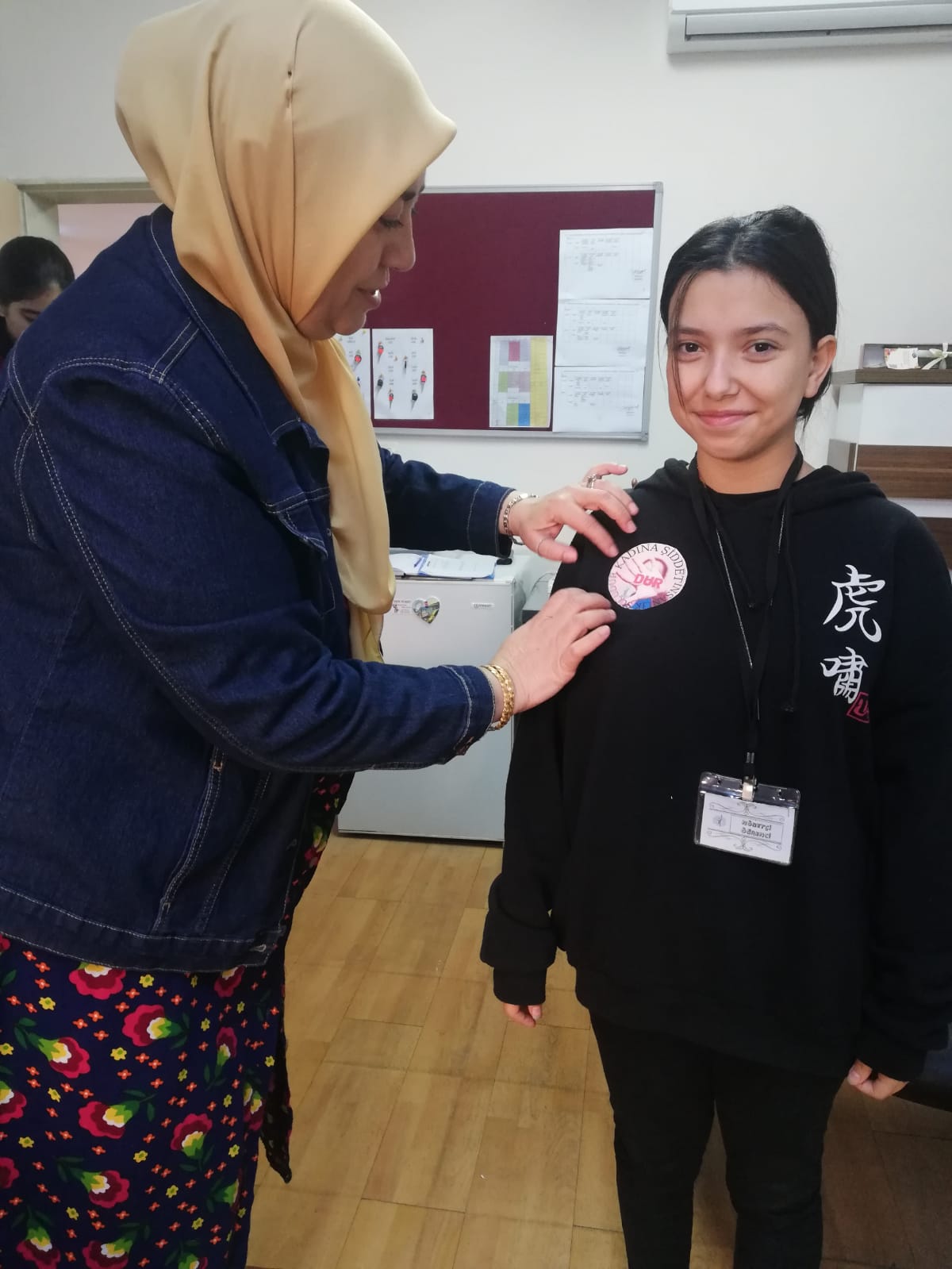 KADINA YÖNELİK ŞİDDETE KARŞI ULUSLARARASI MÜCADELE GÜNÜ by CEMİLE ÖNGE ZÜMBÜL - Ourboox.com