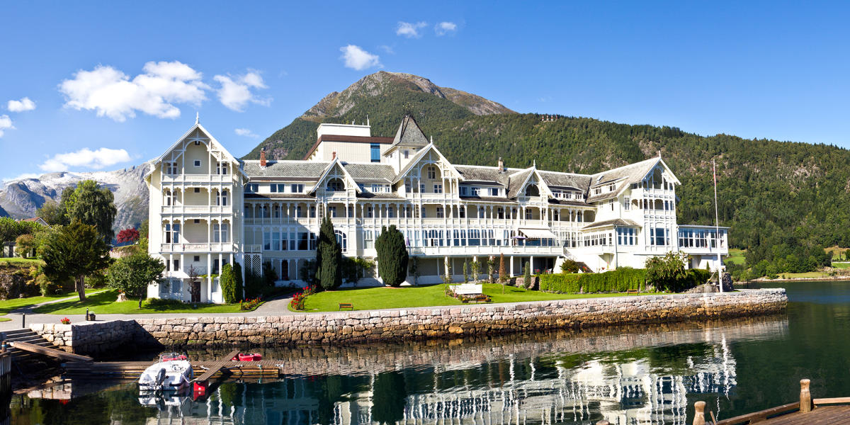 hotel by Ulas Taylan Kocahan - Ourboox.com