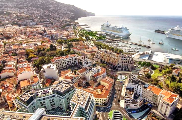 Funchal by Teodora Dimitrova Peikova (: - Illustrated by Teodora - Ourboox.com