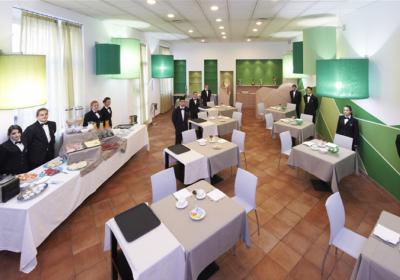 a scuola con il delitto by thomas petrone - Ourboox.com