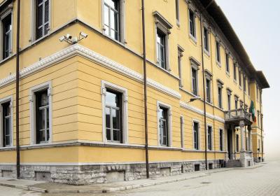 a scuola con il delitto by thomas petrone - Ourboox.com