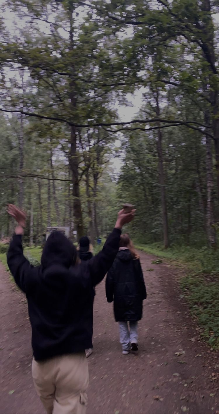 The purple egg By Shahar Arell & Aya Avinoam. by shahararell - Ourboox.com