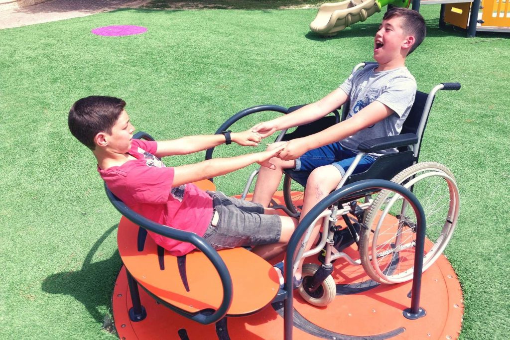 מסתגלים כמו הצבר by esraa.abyunois - Ourboox.com