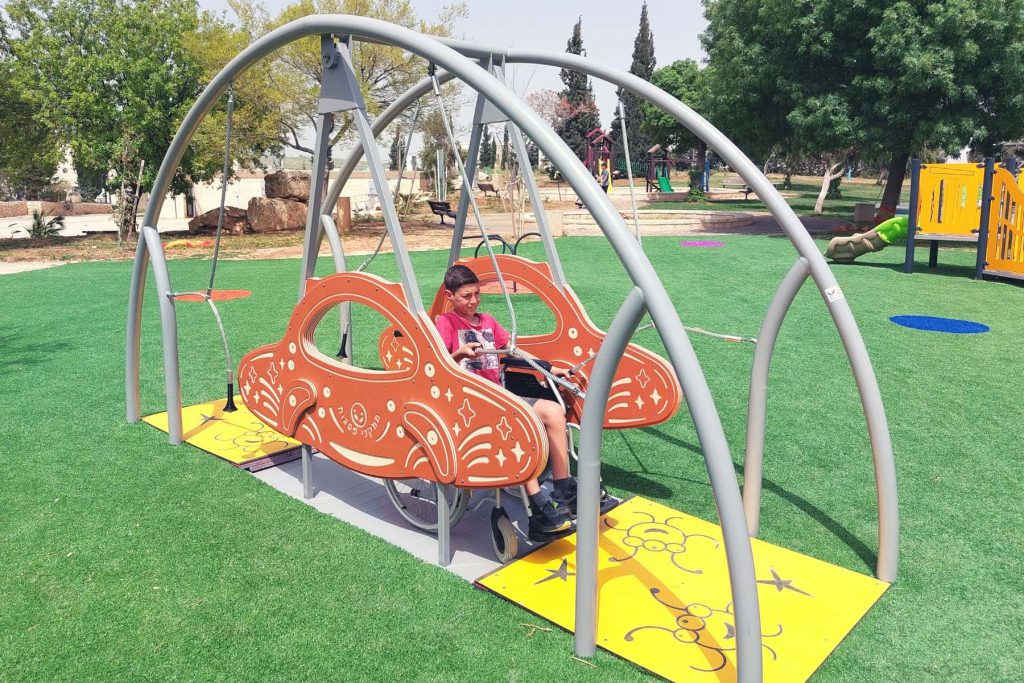 מסתגלים כמו הצבר by esraa.abyunois - Ourboox.com