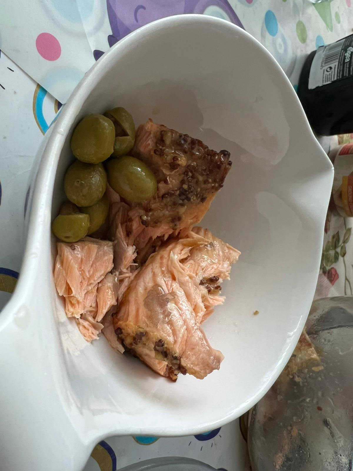 mel’s unusual eating habits by Inbarzichlinskey - Ourboox.com