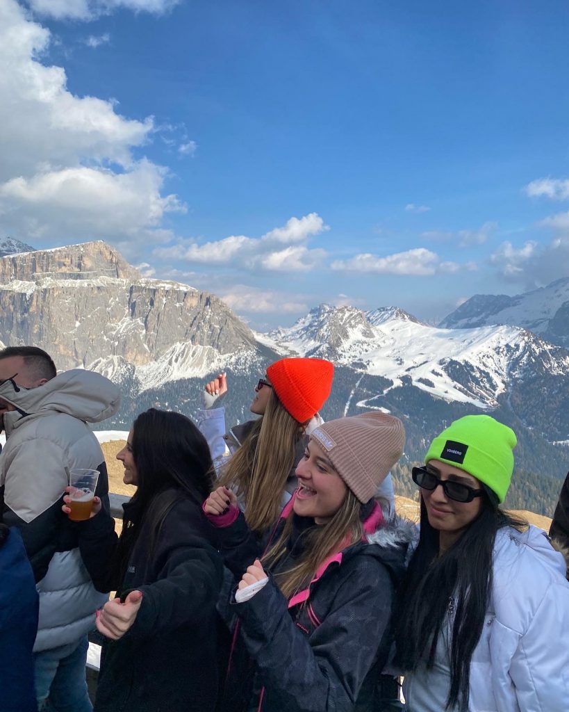 Ski trip by Shachar Abergel - Ourboox.com