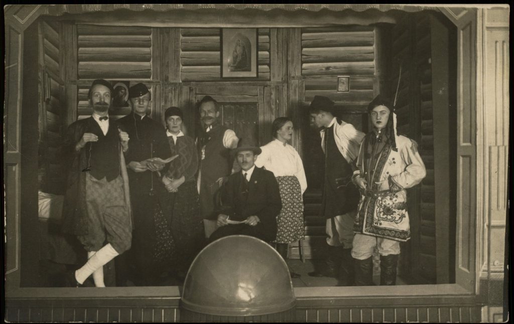 Культурне життя 1920-1930 рр. by Maria Obuhova - Ourboox.com