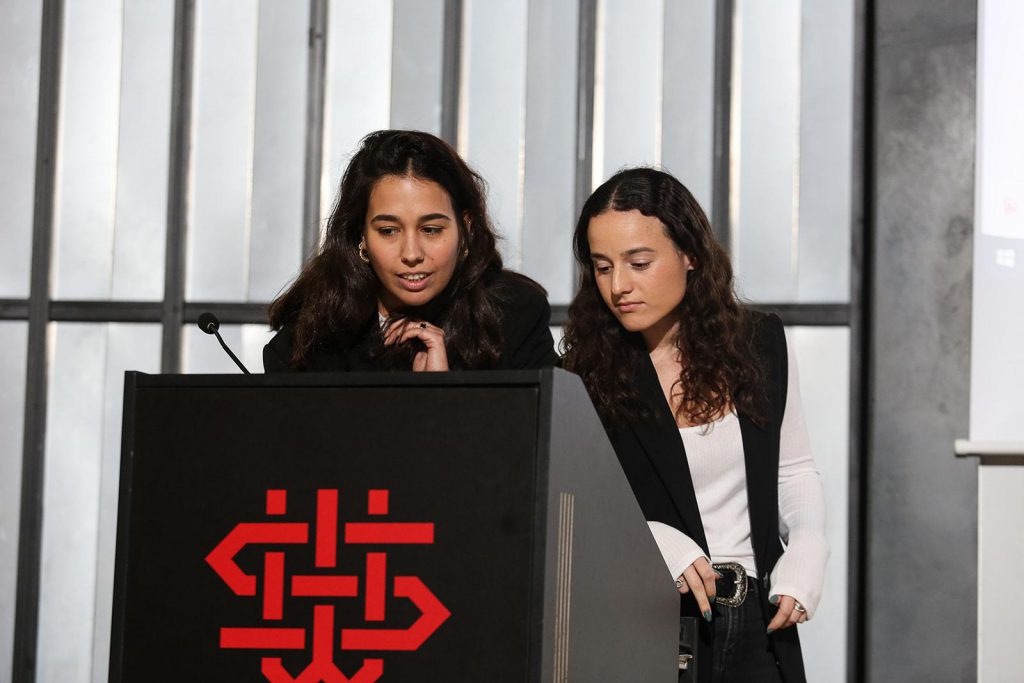 My internship by Adar Avni - Ourboox.com