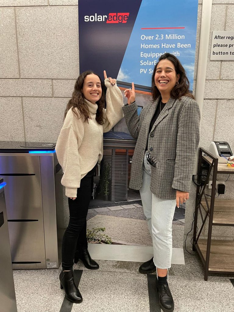 My internship by Adar Avni - Ourboox.com