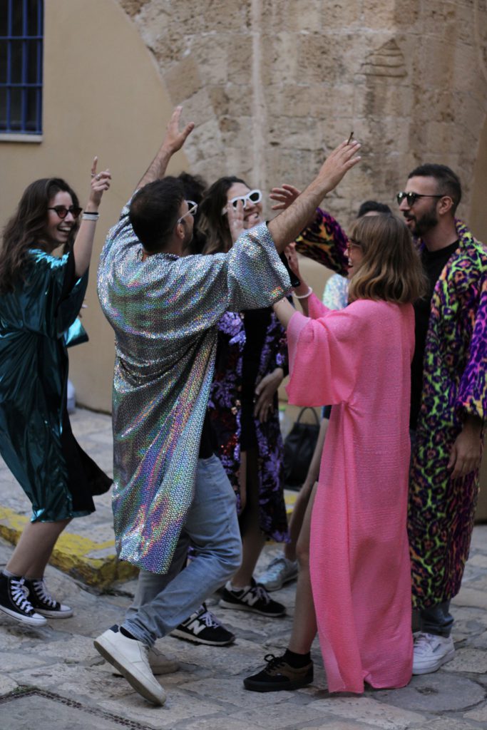 How to create a wonderful Shooting day? by Hila Hana Kochav - Illustrated by Hila Hana Kochav - Ourboox.com