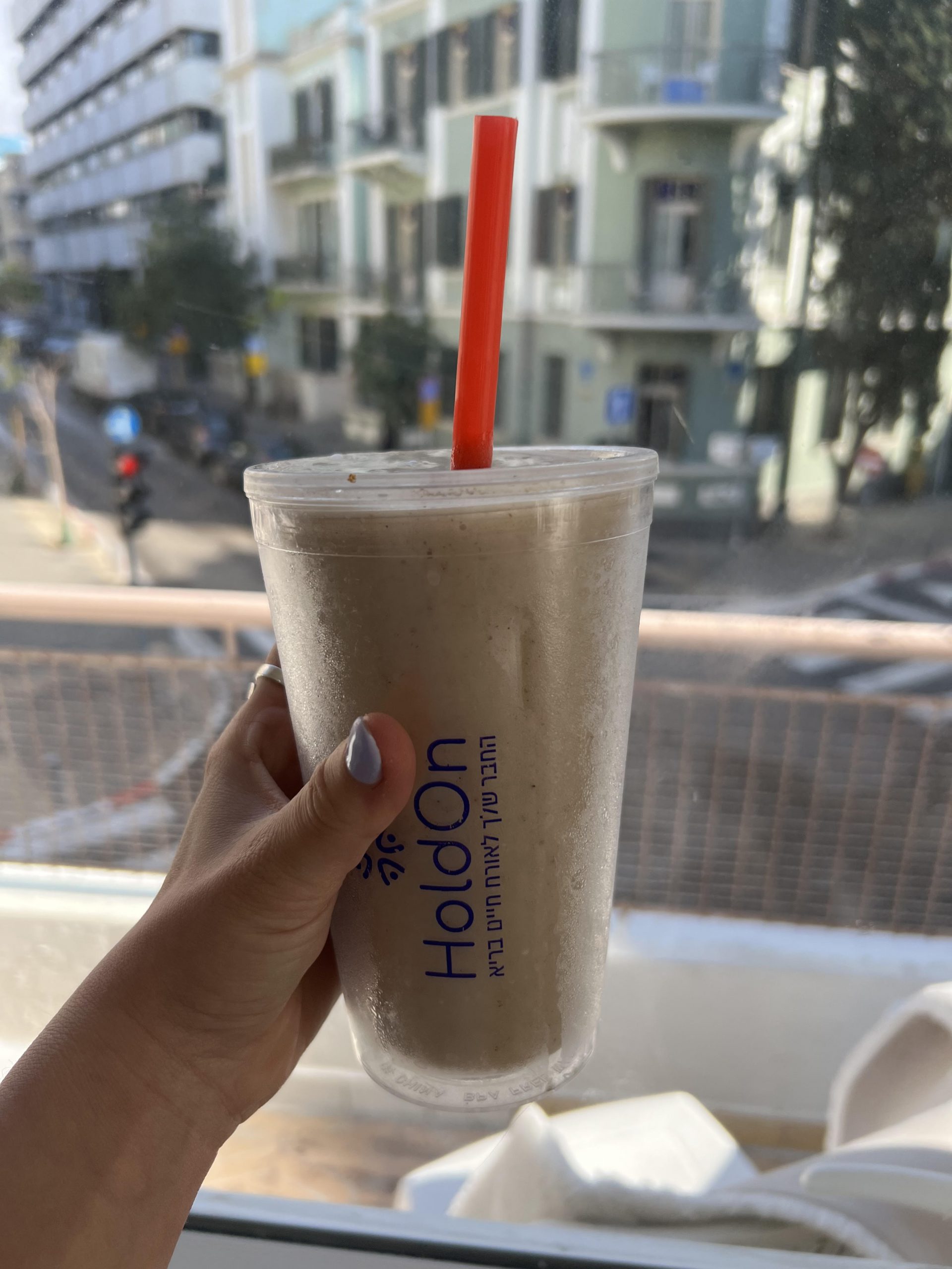 holdon-your friend for a healthy lifestyle by Inbarzichlinskey - Illustrated by Inbar zZichlinskey - Ourboox.com