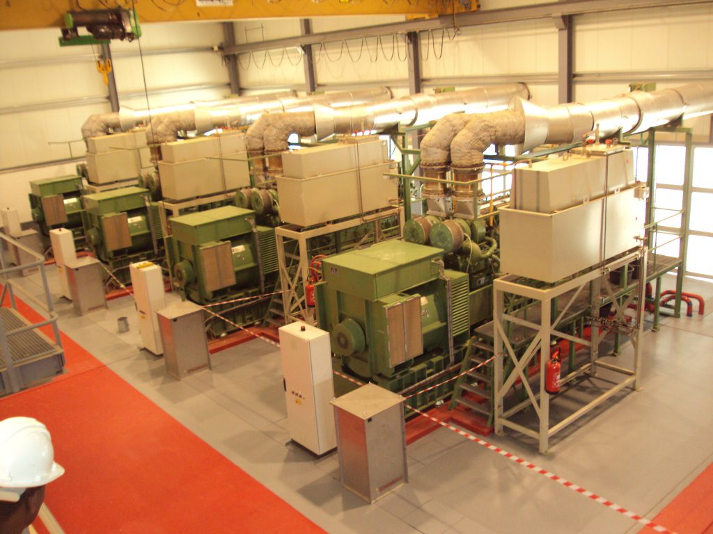 Kuito & Saurimo Power Plants by Laurent Gueubel - Ourboox.com