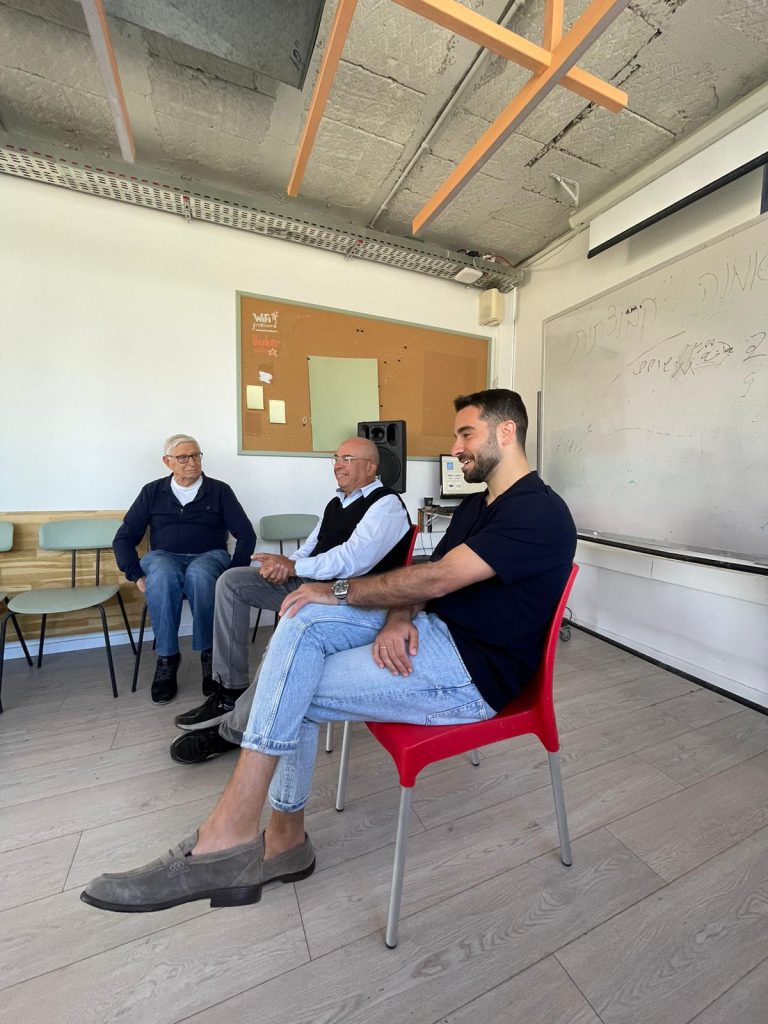 Photos 5 by mor goldstein - Ourboox.com