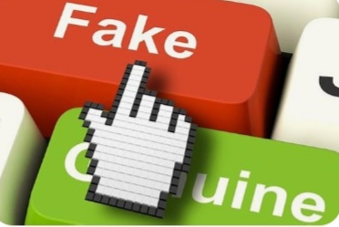 Fake news by Cristina Lacalendola - Illustrated by FAKE NEWS da Cristina Lacalendola  per la classe 1ªE - Ourboox.com