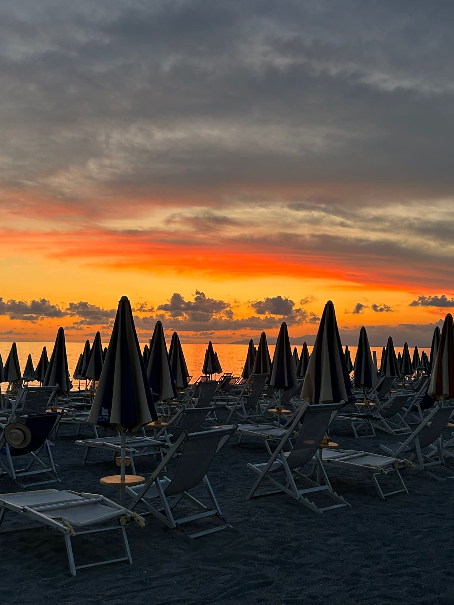 IL MARE by Andrea Vailati - Ourboox.com