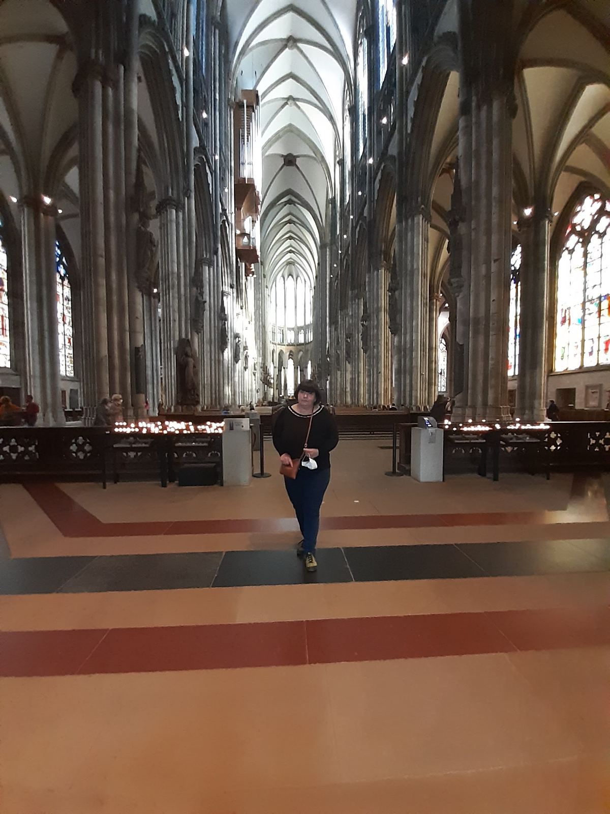 Мистецтво 11 клас by Nataliya  - Illustrated by   Віртуальна подорож.  Кельнський собор. Німеччина - Ourboox.com