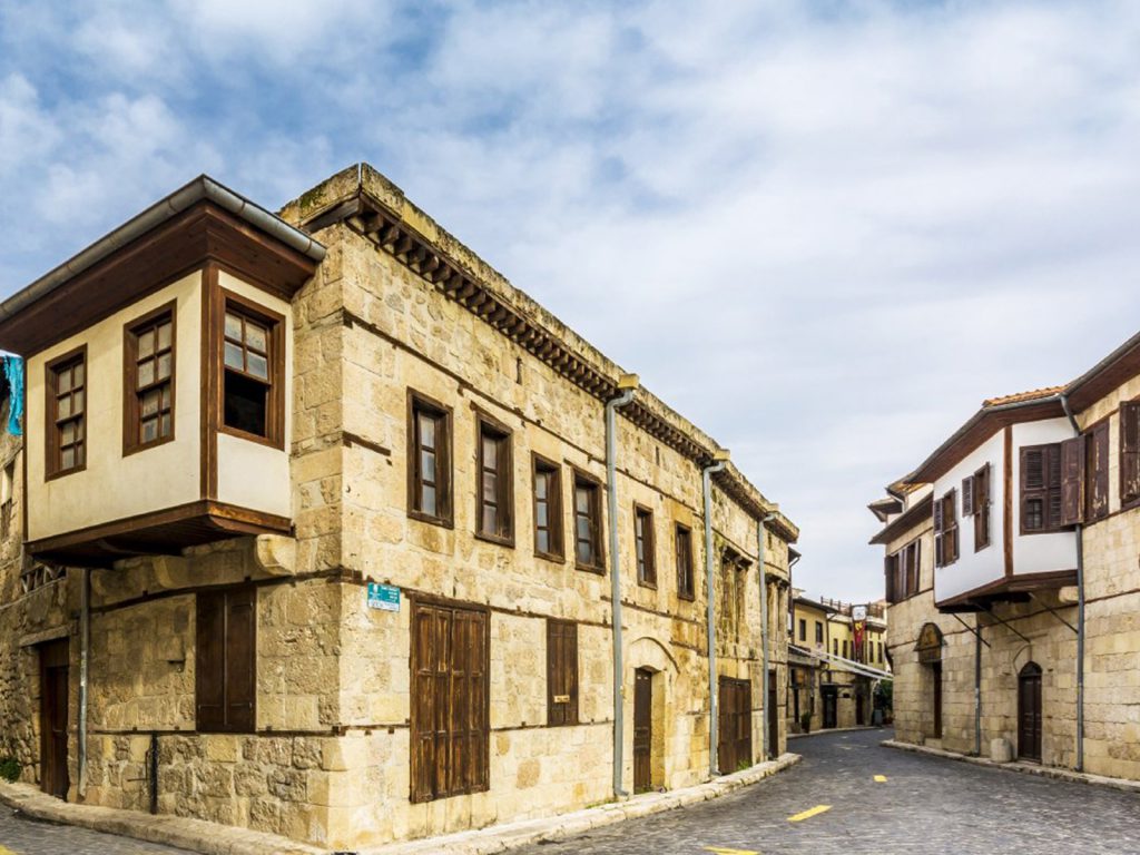 Hatay by Büşra Işık - Illustrated by Büşra Işık  - Ourboox.com