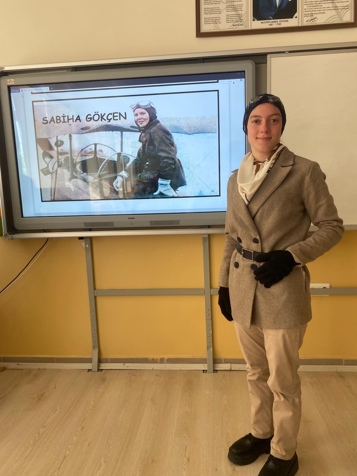 ÖRNEK ŞAHSİYETLER HAYAT BULSUN ! by mrym  - Ourboox.com