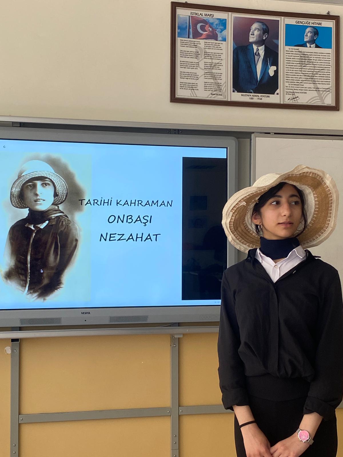 ÖRNEK ŞAHSİYETLER HAYAT BULSUN ! by mrym  - Ourboox.com