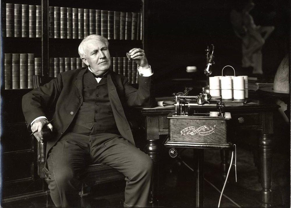 Історія Томаса Едісона by STEM - Illustrated by Тетяна Євтушок - Ourboox.com