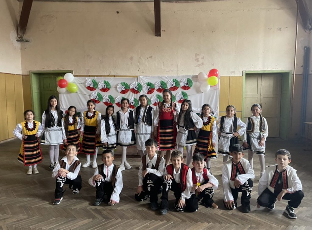 това сме ние by silvia petrova - Ourboox.com