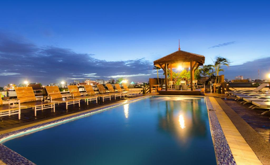 Khaosan Palace Hotel by Fakhri Taha 21902770 - Ourboox.com