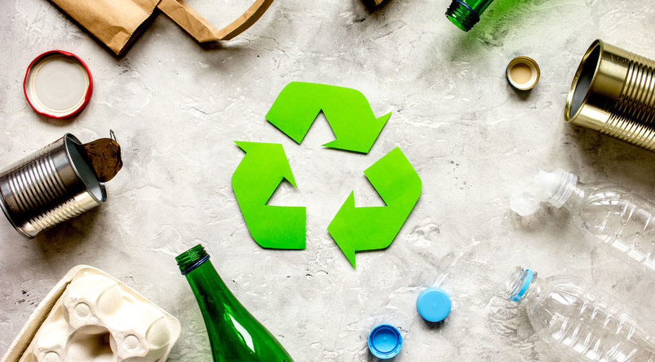 Пластмасата – новота зло. Последен шанс за чисто начало! by Mirolyuba - Illustrated by Ефтимия Цикова и Миролюба Миндова - Ourboox.com