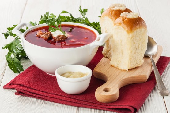 Борщ – візитна карта України by Nataliya Sysolyatina - Illustrated by Сисолятіна Наталя - Ourboox.com