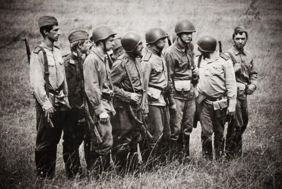 Друга світова війна в об’єктиві фото-, кінокамери by Akym - Ourboox.com