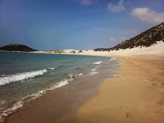 Welcome to Cyprus by Merve Mertoğlu - Illustrated by Ersin Tünay - Ourboox.com