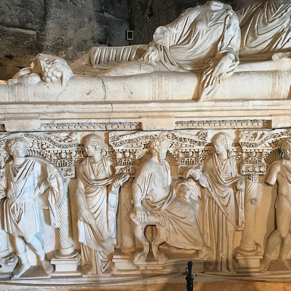 Museums by Nefise Demir - Ourboox.com