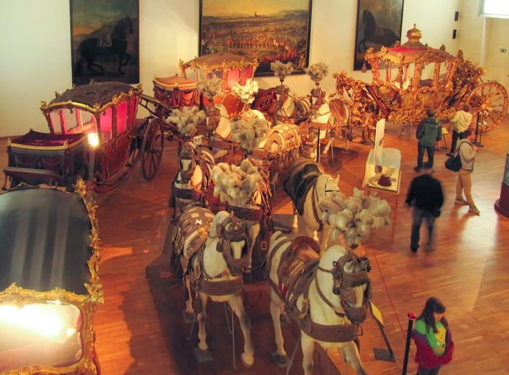 Information about structure of Vienna by sıla suna - Illustrated by Elif Sena Bicek,Hüseyin Deniz Altınlı,Sıdıka Vaiz, Dilan Tanyeli Tandil - Ourboox.com