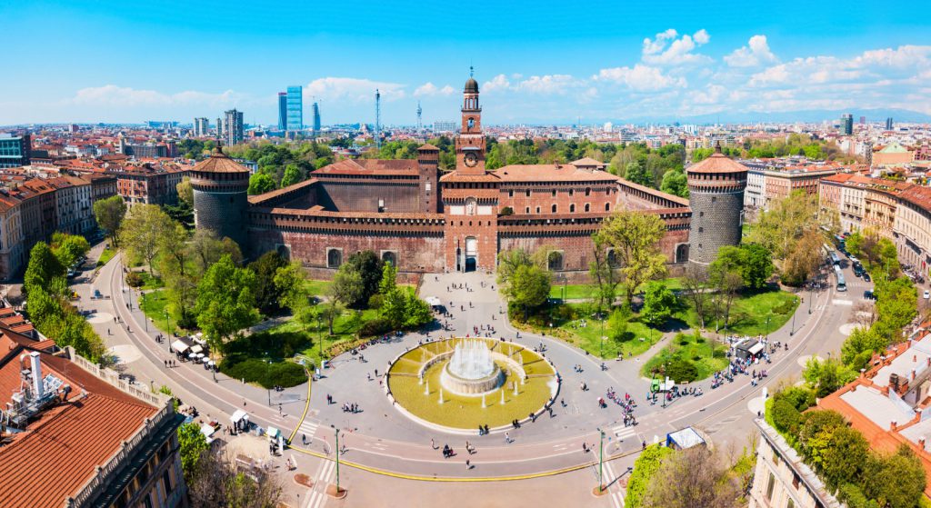 Famous Destinations to Visit in Milan by Doğukan Şahin - Ourboox.com