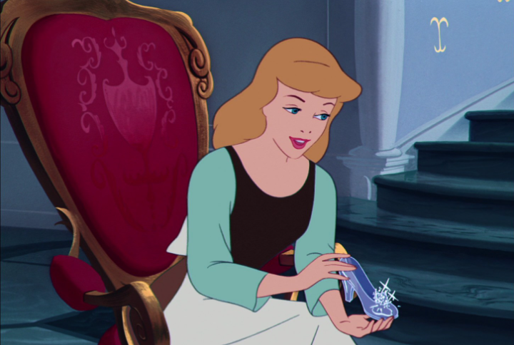 Cinderella by Ece Demirtaş - Illustrated by Ece Demirtaş - Ourboox.com