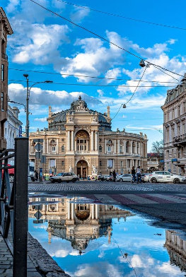 My favourite place by Iryna Rudyk - Illustrated by Students/AI - Ourboox.com