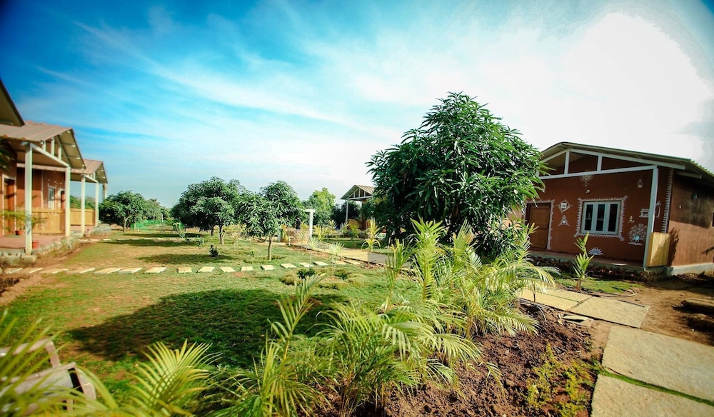 Suggee Resort: Your Perfect Escape for Fun & Adventure! by Anushre - Illustrated by Borrbo - Ourboox.com