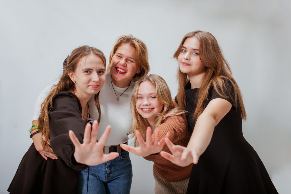 ВИПУСК 2025 by goooglyk - Illustrated by Наталія ПОЛІЩУК - Ourboox.com