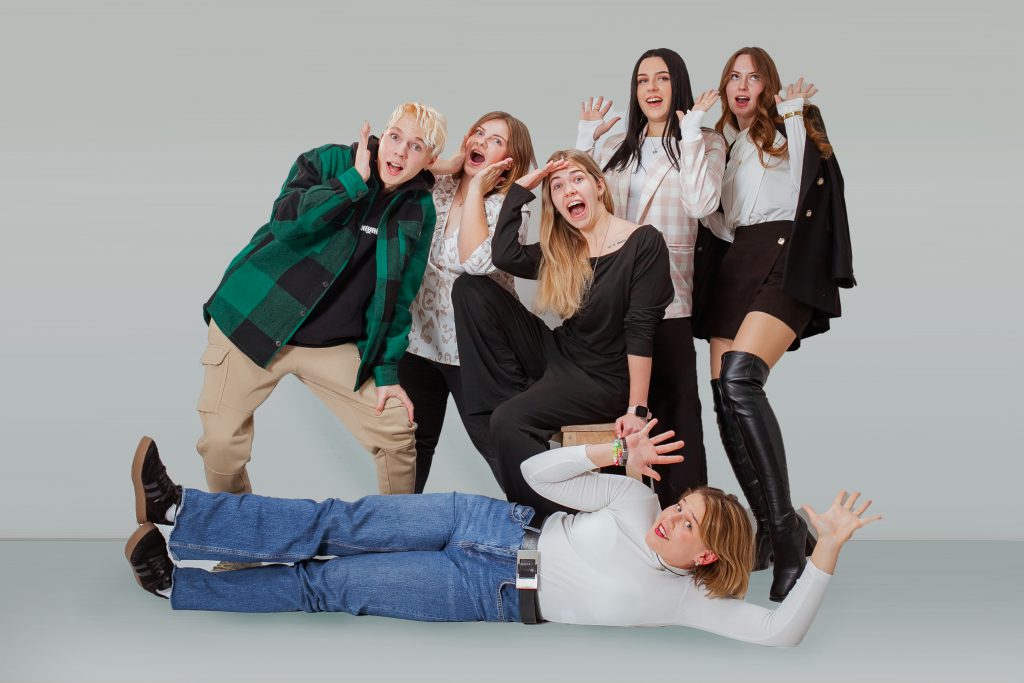 ВИПУСК 2025 by goooglyk - Illustrated by Наталія ПОЛІЩУК - Ourboox.com