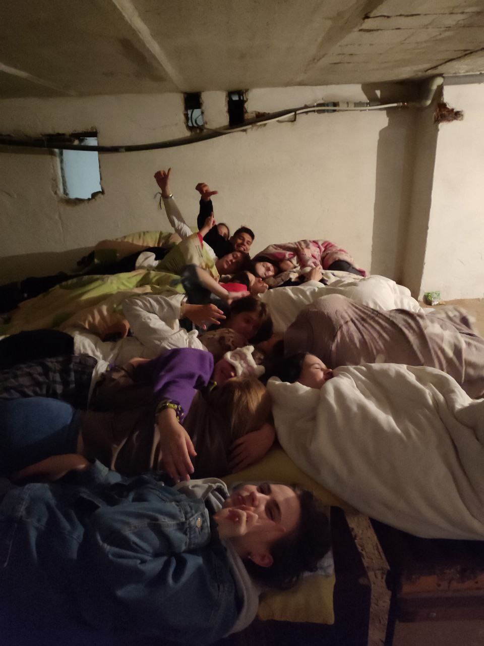 ВИПУСК 2025 by goooglyk - Illustrated by Наталія ПОЛІЩУК - Ourboox.com