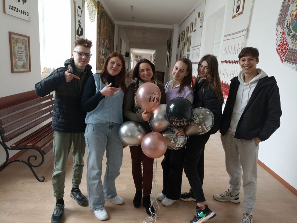 ВИПУСК 2025 by goooglyk - Illustrated by Наталія ПОЛІЩУК - Ourboox.com