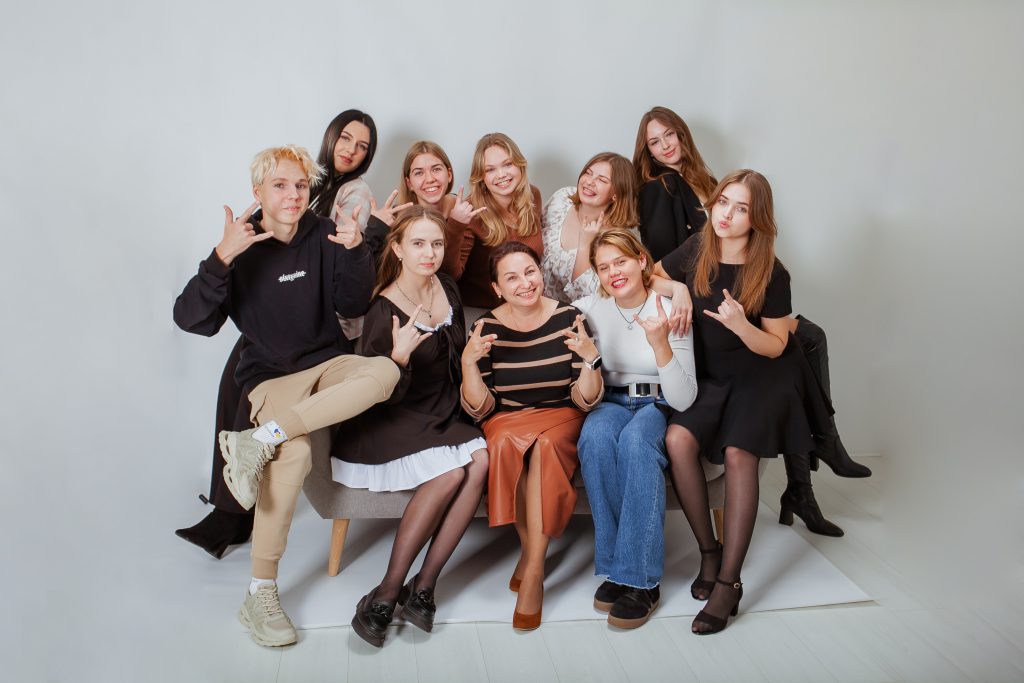 ВИПУСК 2025 by goooglyk - Illustrated by Наталія ПОЛІЩУК - Ourboox.com